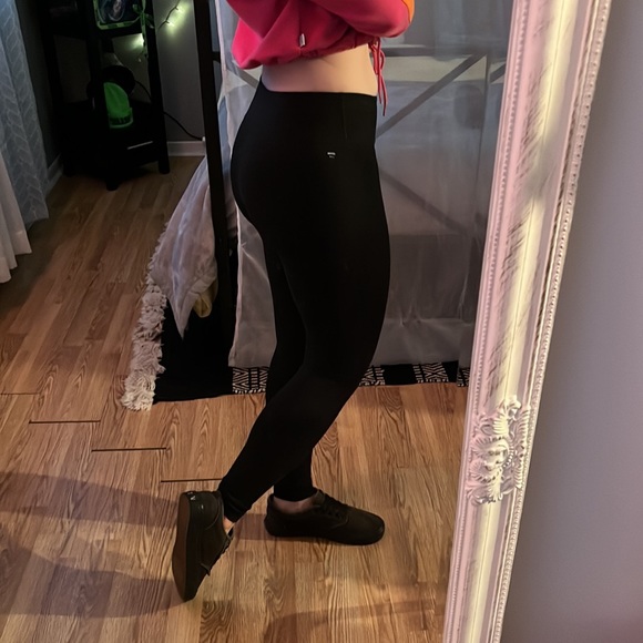 Black Fabletics Leggings - Picture 3 of 12